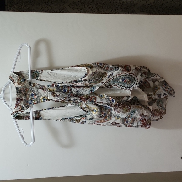 Sleeveless blouse - Picture 2 of 4